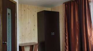 Гостевой дом БочароваДача Феодосия Стандартный двухместный номер с 2 отдельными кроватями-9