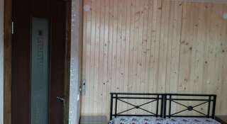 Гостевой дом БочароваДача Феодосия Стандартный двухместный номер с 2 отдельными кроватями-5