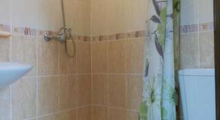 Гостевой дом БочароваДача Феодосия Стандартный двухместный номер с 2 отдельными кроватями-6